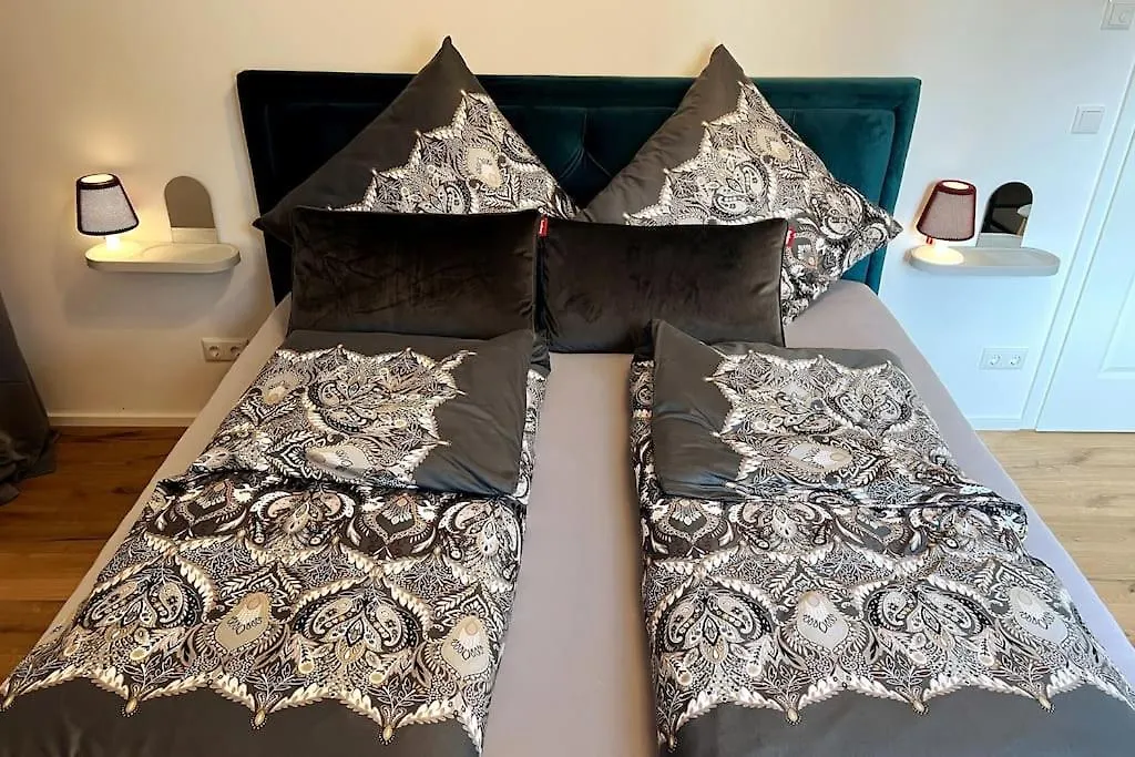 Appartamento 4Younic Glonn1 * Boxspring * Jacuzzi * Netflix*65“